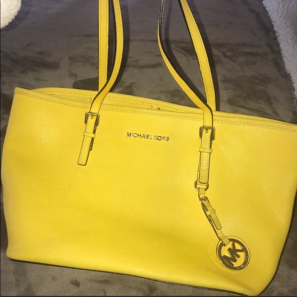 Handbags - Michael Kors- yellow tote